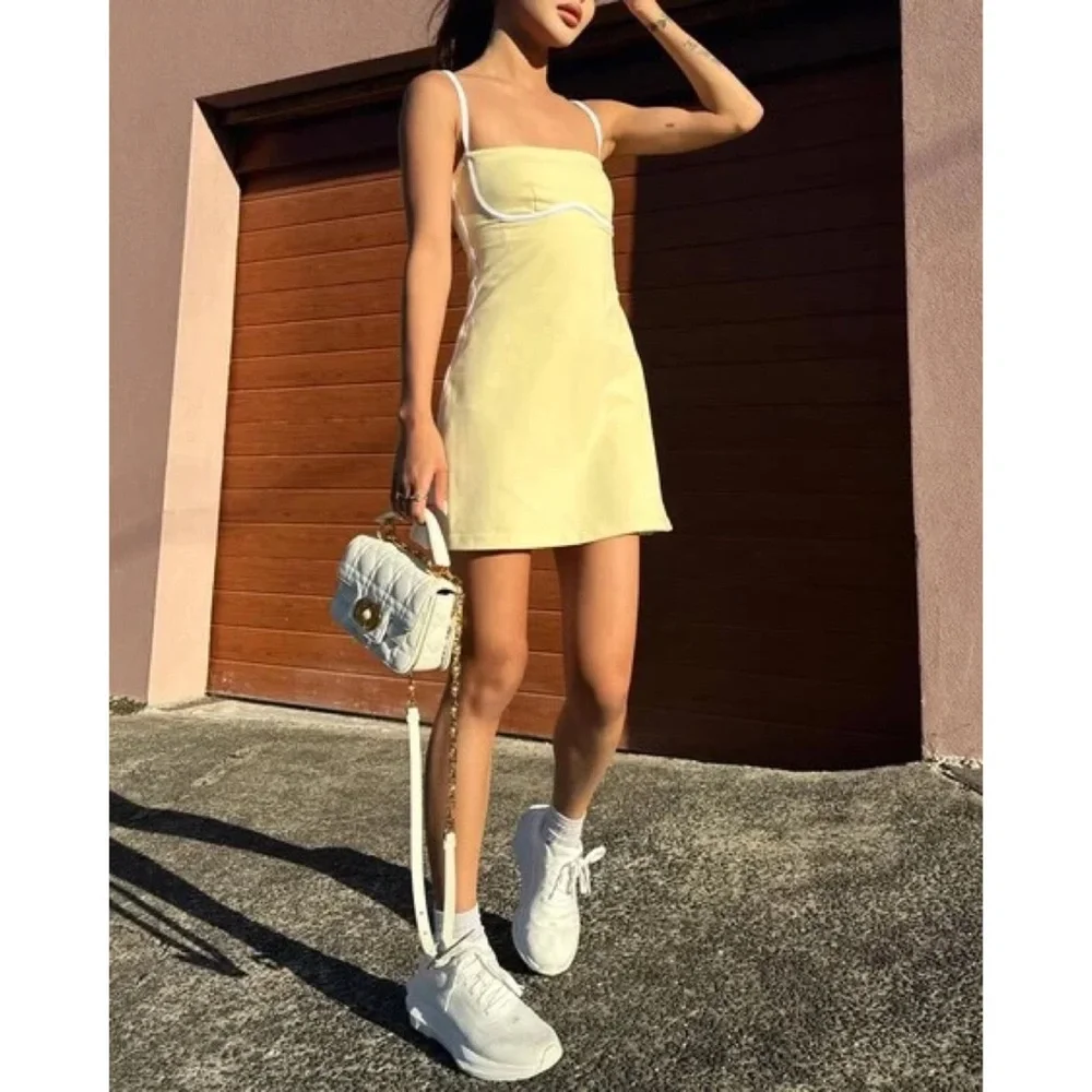 Alo Yoga Airbrush Streamlined Dress Lemon Ice/White   L - Picture 11 of 14